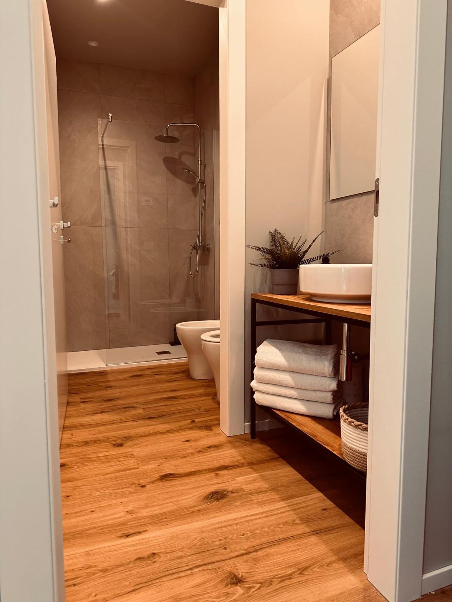 Giada Lux Verona Bagian luar foto