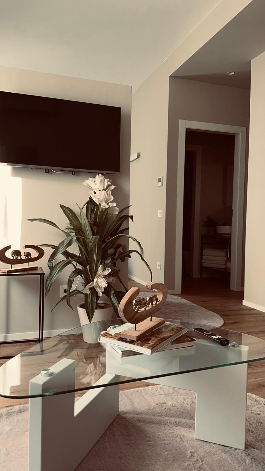 Giada Lux Verona Bagian luar foto